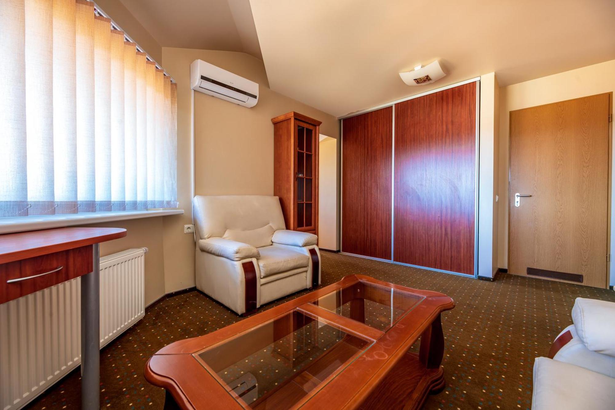 Apartamentai "Tenisas" Паланга Екстер'єр фото